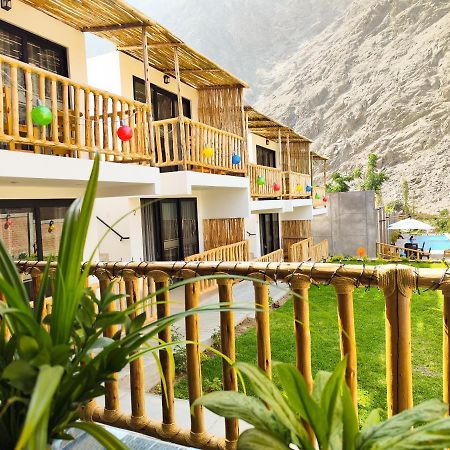 Jalara Lunahuana Hotel Exterior foto