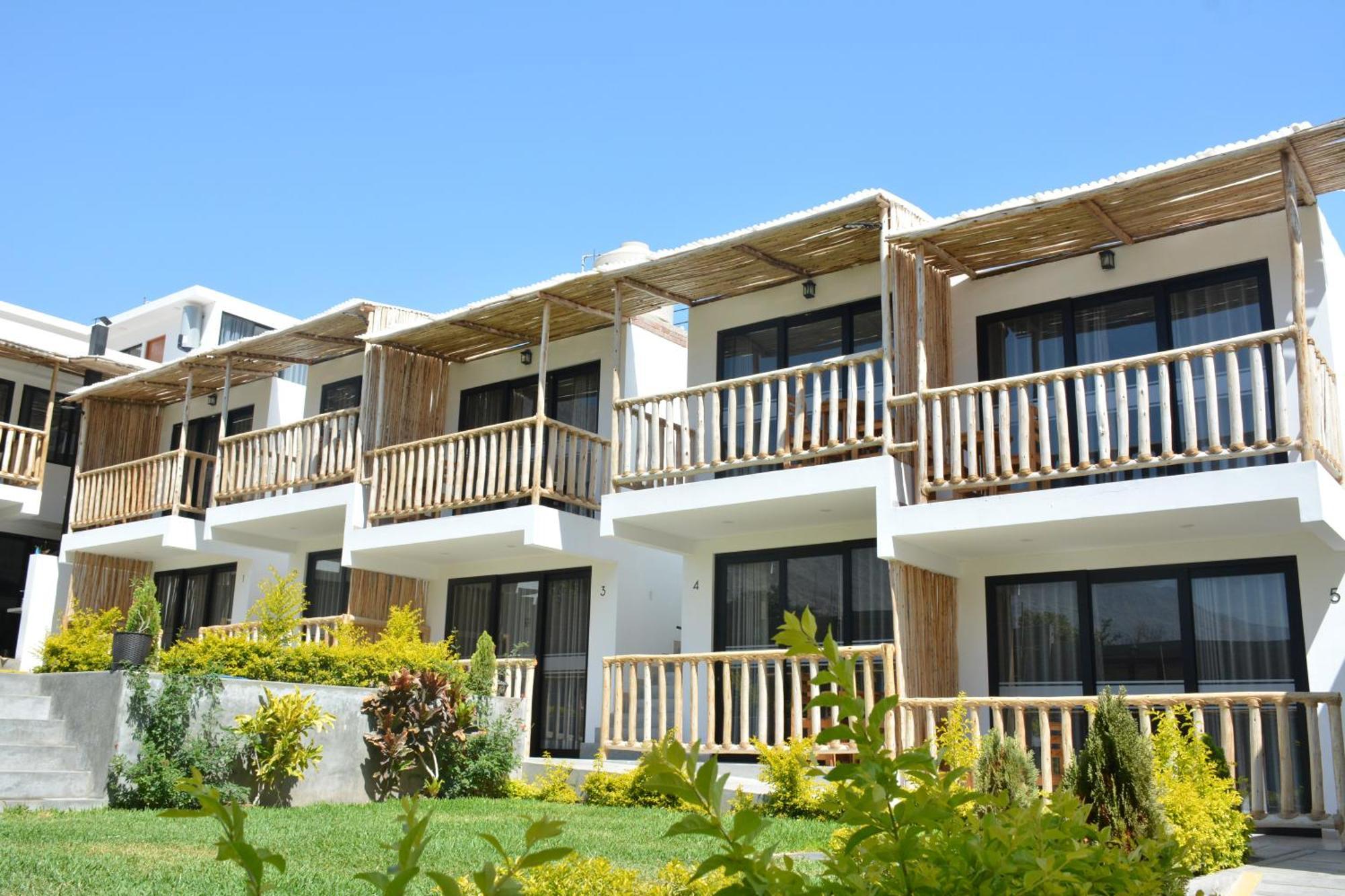 Jalara Lunahuana Hotel Exterior foto