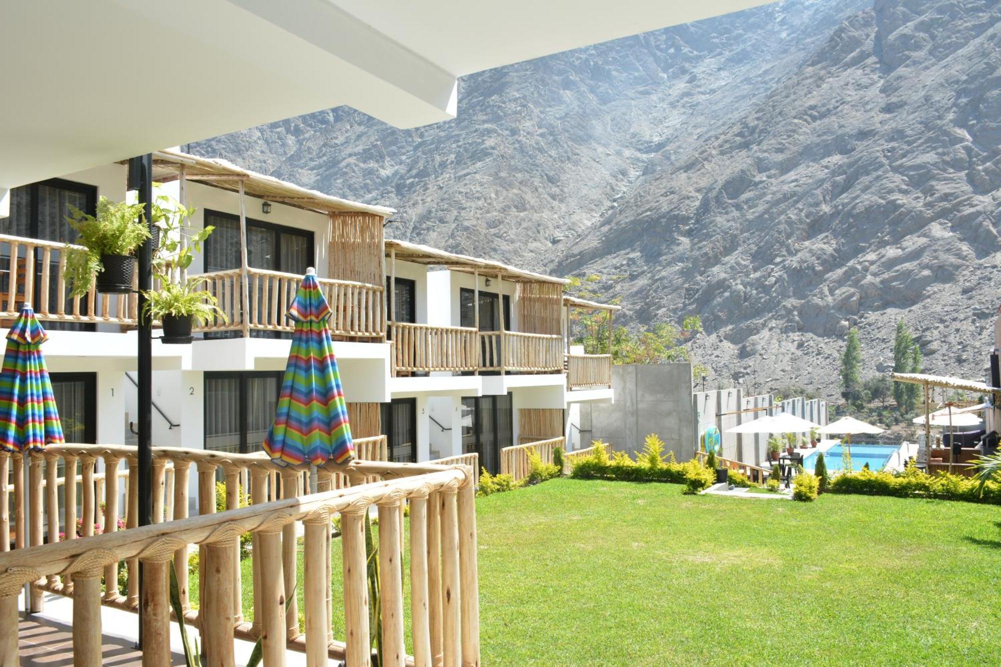 Jalara Lunahuana Hotel Exterior foto